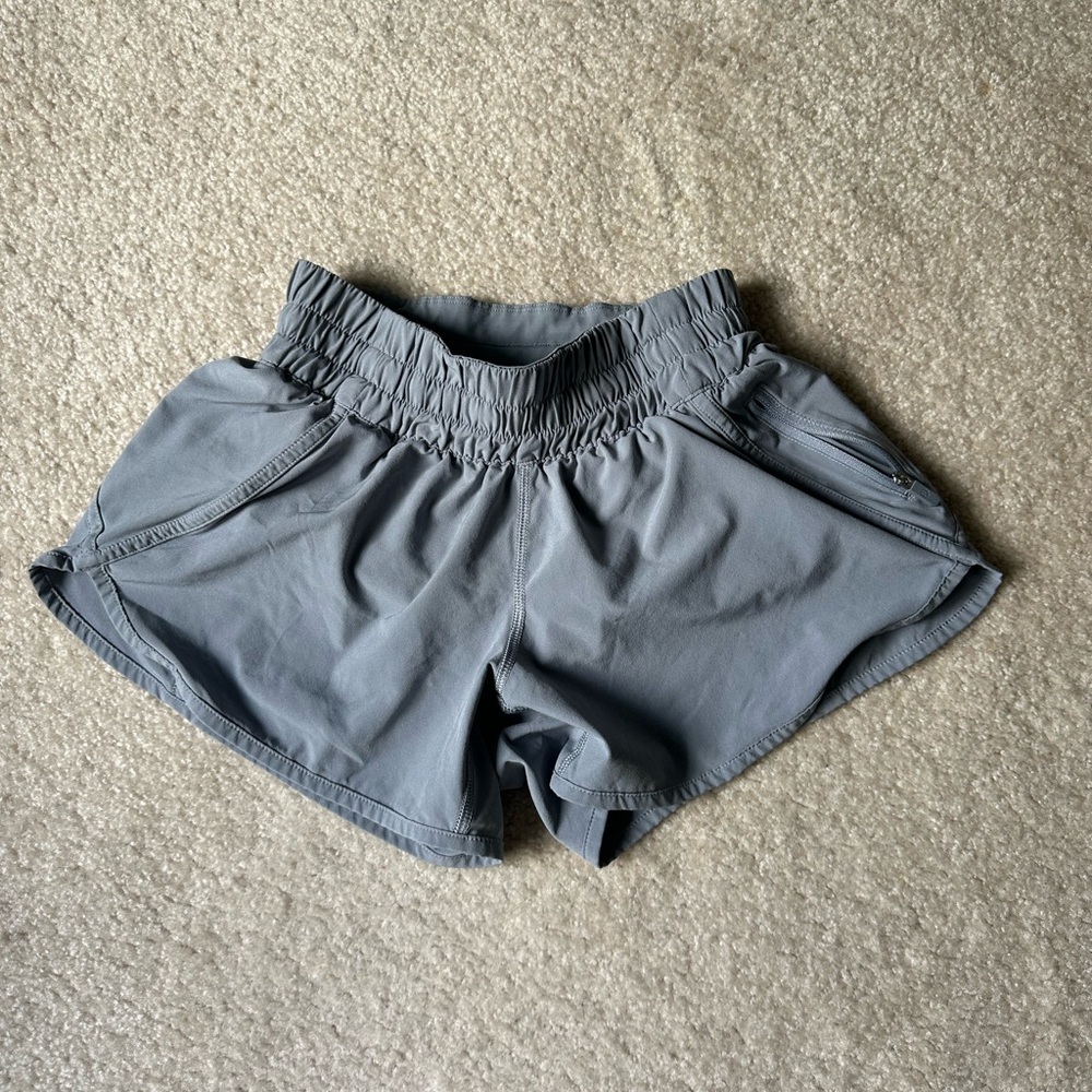 Lululemon high-rise shorts 3.5” inseam